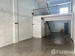 For sale 3 bedrooms townhouse in Bang Khun Thian, Bangkok