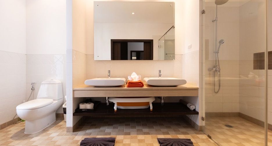 For rent 3 bedrooms condo in Thalang, Phuket