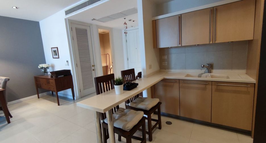 Condo en alquiler de 2 habitaciones en Pathum Wan, Bangkok