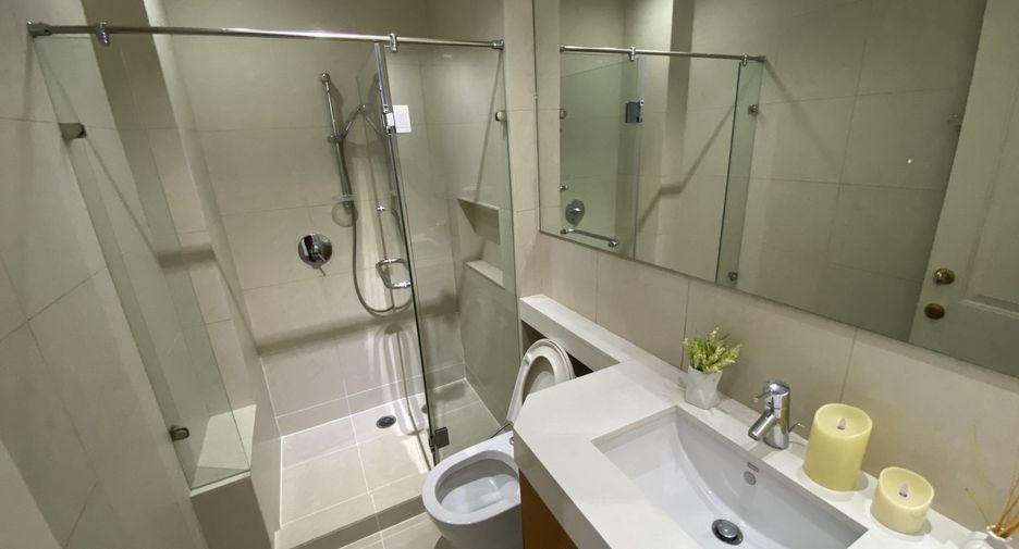 Condo en alquiler de 2 habitaciones en Pathum Wan, Bangkok