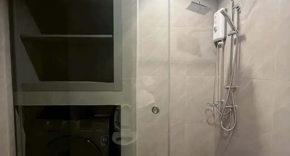 For rent studio condo in Khlong Toei, Bangkok