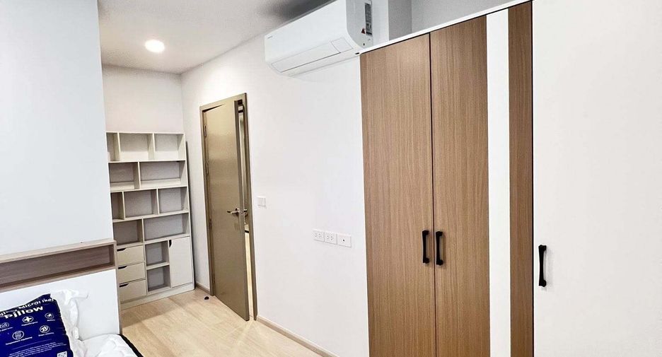For rent 2 bedrooms condo in Din Daeng, Bangkok