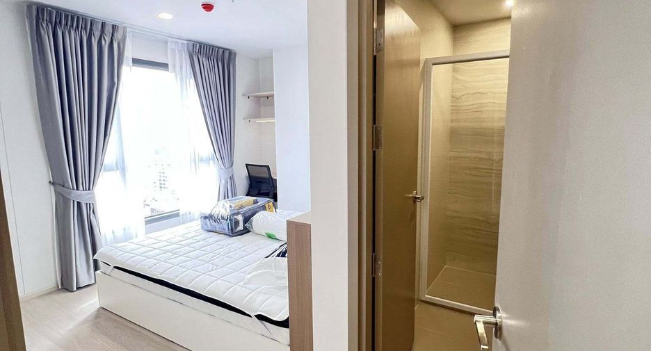 For rent 2 bedrooms condo in Din Daeng, Bangkok