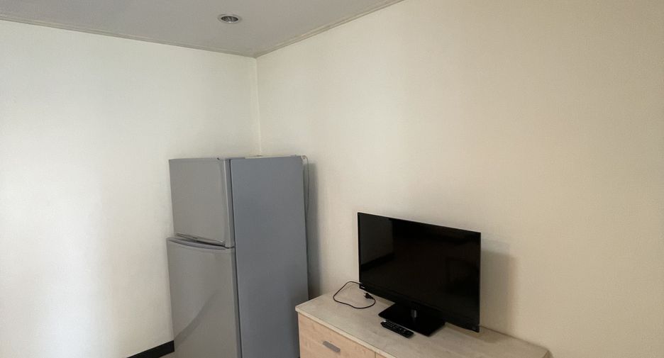 For rent 1 bed apartment in Khlong Toei, Bangkok