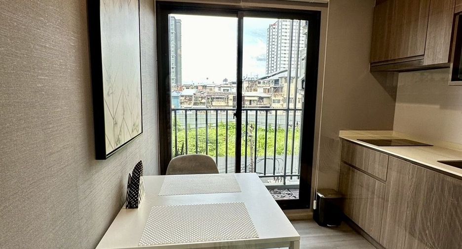 For sale studio condo in Bang Phlat, Bangkok