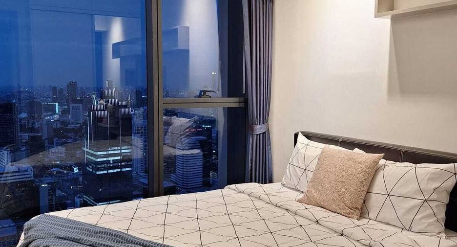 For rent 3 bedrooms condo in Sathon, Bangkok