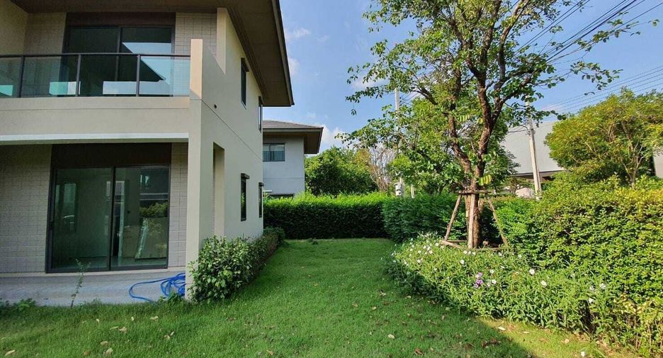 For sale 4 bedrooms house in Thawi Watthana, Bangkok