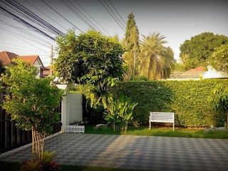 For sale 4 bedrooms house in Khan Na Yao, Bangkok
