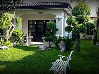 For sale 4 bedrooms house in Khan Na Yao, Bangkok