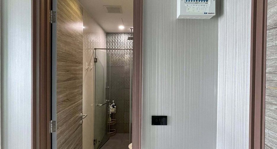 À louer 1 chambre condo à Phra Khanong, Bangkok