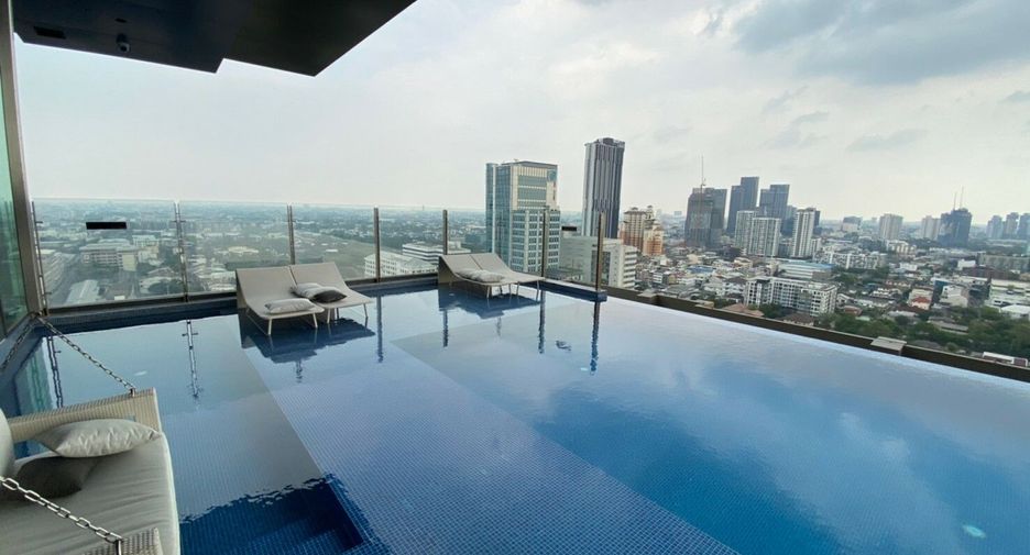 For rent 1 bed condo in Phra Khanong, Bangkok