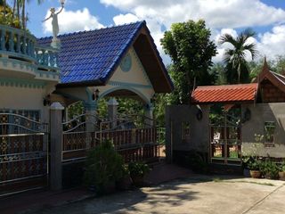Villa zum Kauf mit 4 Zimmer in Kathu, Phuket