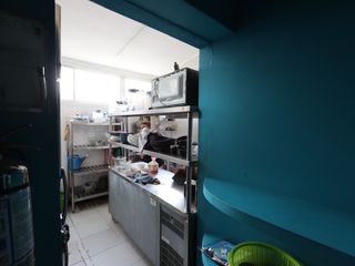 For sale 4 bedrooms retail Space in Watthana, Bangkok