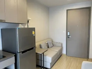 Condo en alquiler de 1 habitaciones en Bangkok Yai, Bangkok
