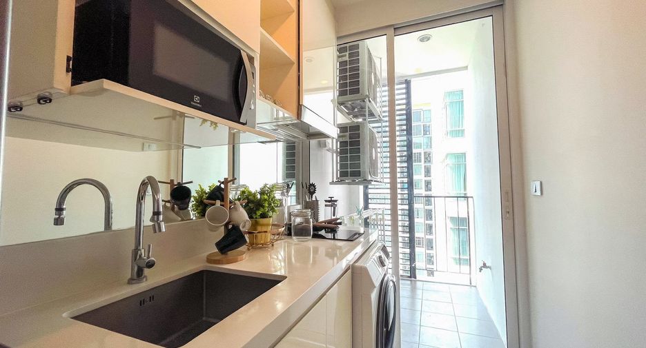 For rent 1 bed condo in Bang Na, Bangkok