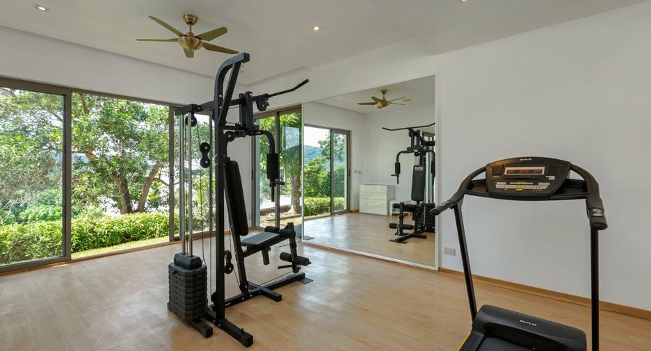 For rent 4 bedrooms villa in Thalang, Phuket