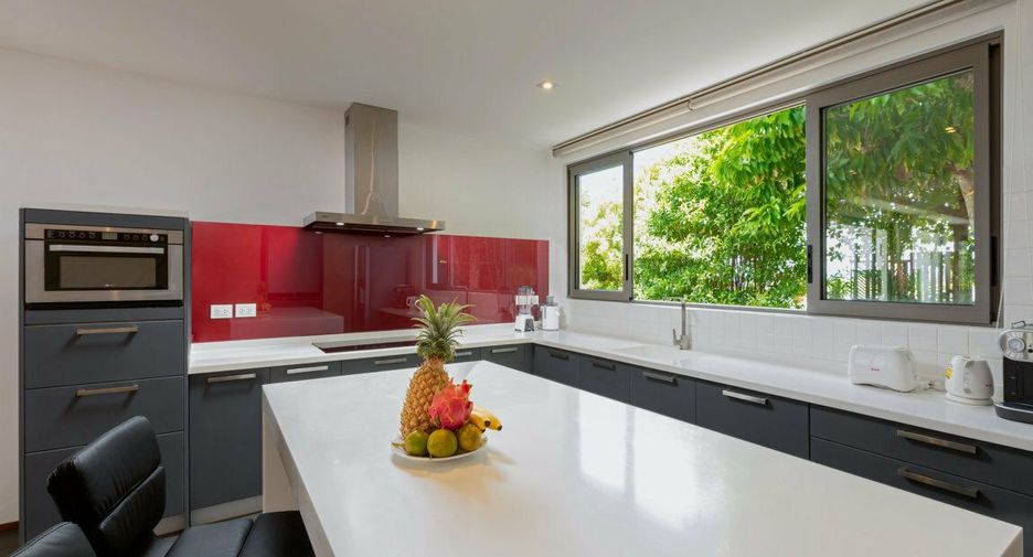For rent 4 bedrooms villa in Thalang, Phuket