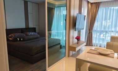 Condo en alquiler de 1 habitaciones en Mueang Phuket, Phuket
