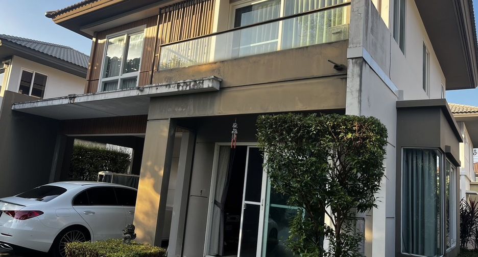 Casa en alquiler de 3 habitaciones en Sai Mai, Bangkok