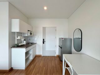 For sale studio condo in Yan Nawa, Bangkok
