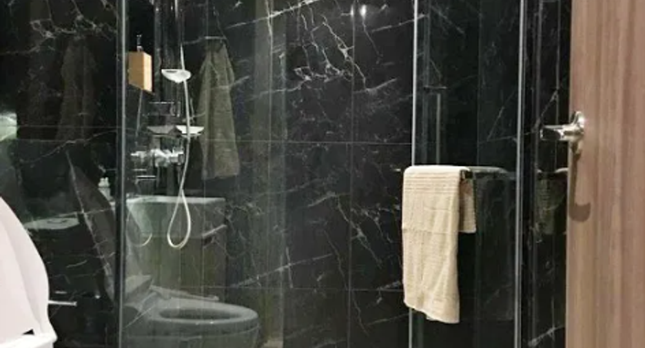 For rent 1 bed condo in Bang Rak, Bangkok