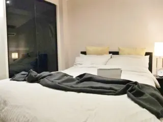À louer 1 chambre condo à Bang Rak, Bangkok