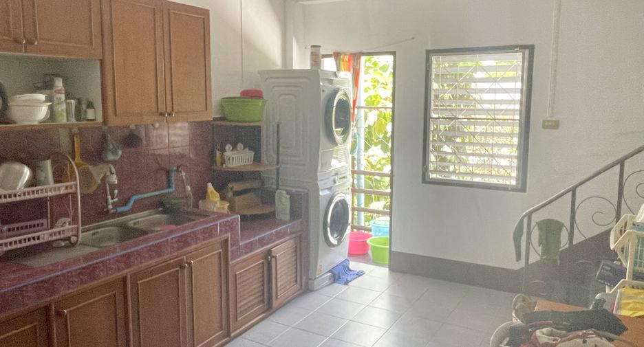 For sale 2 bedrooms townhouse in Mueang Phuket, Phuket