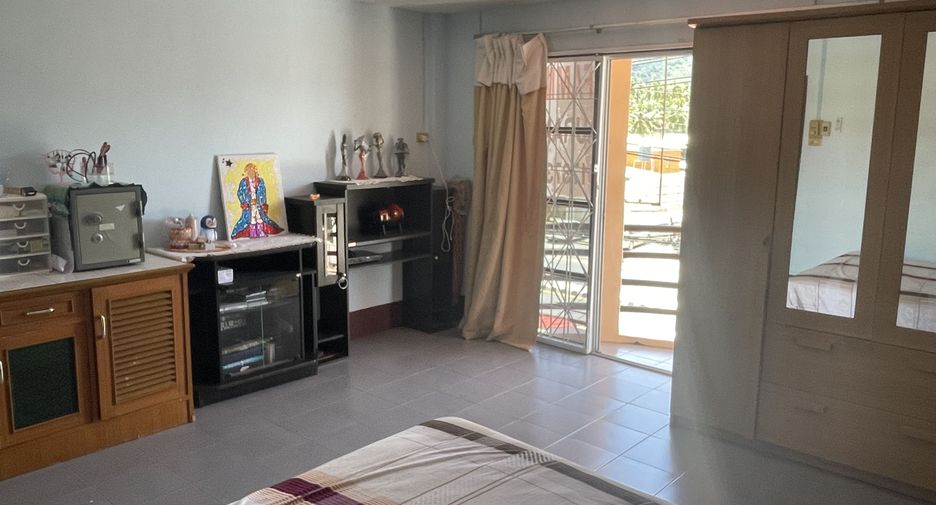 For sale 2 bedrooms townhouse in Mueang Phuket, Phuket