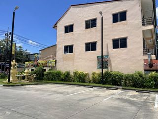 出售 2 卧室 联排别墅 在 Phuket Town, 普吉
