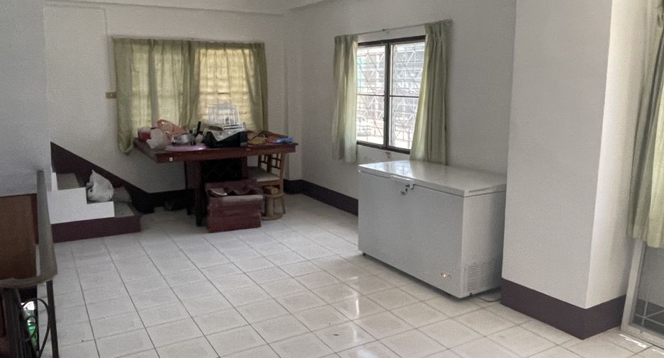 For sale 2 bedrooms townhouse in Mueang Phuket, Phuket