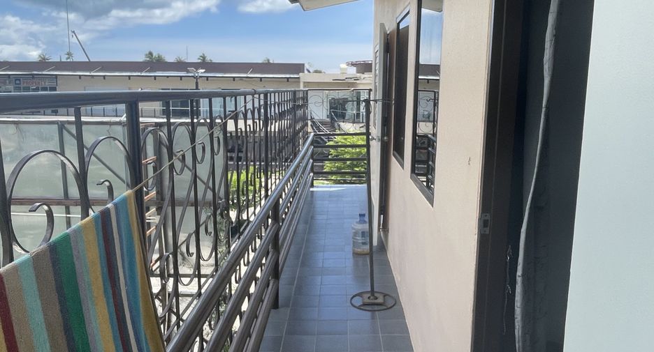 For sale 2 bedrooms townhouse in Mueang Phuket, Phuket