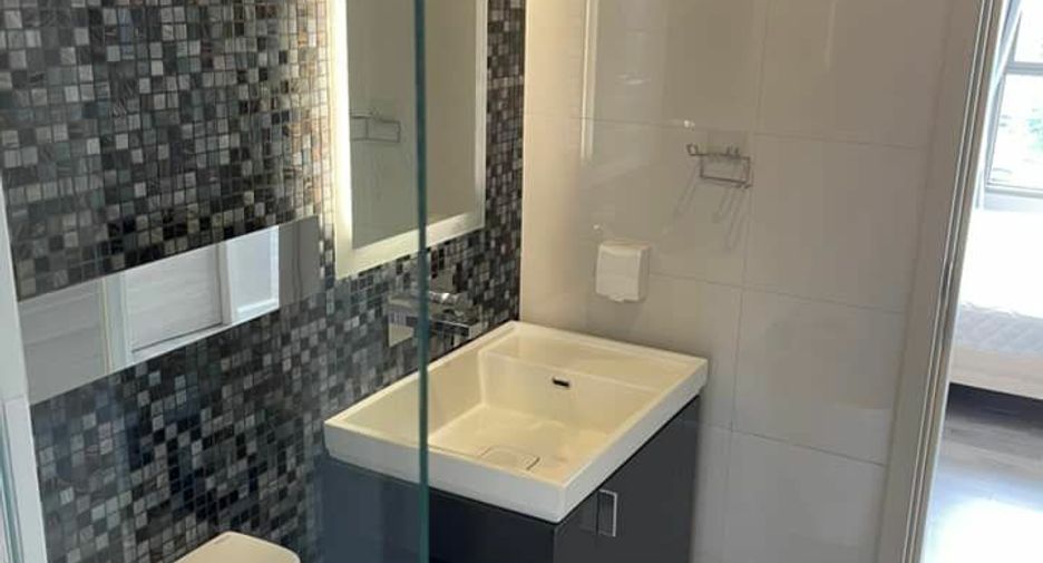 For rent 1 bed condo in Sathon, Bangkok