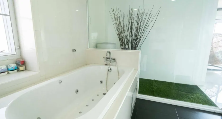 For rent 1 bed condo in Suan Luang, Bangkok