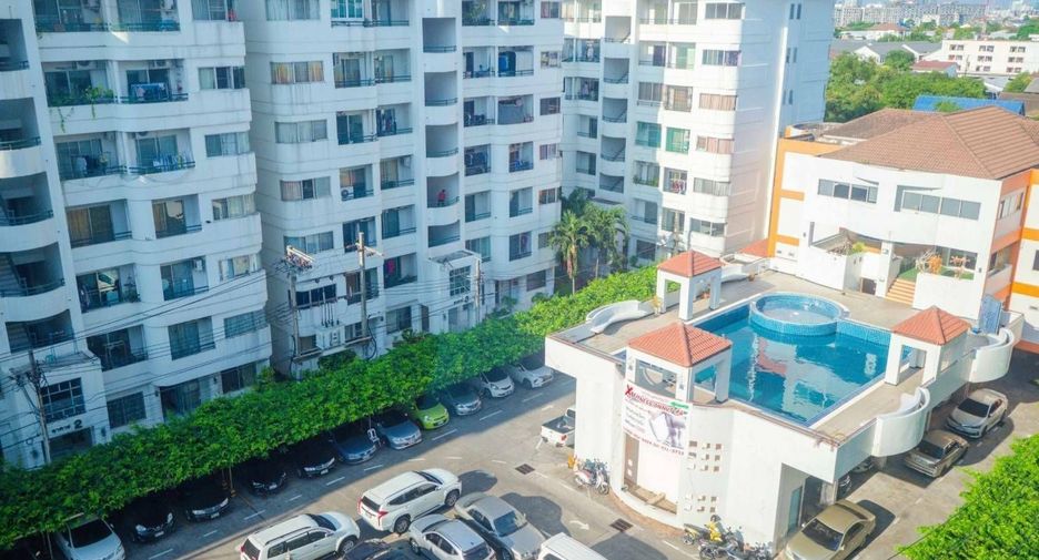 For rent 1 bed condo in Suan Luang, Bangkok