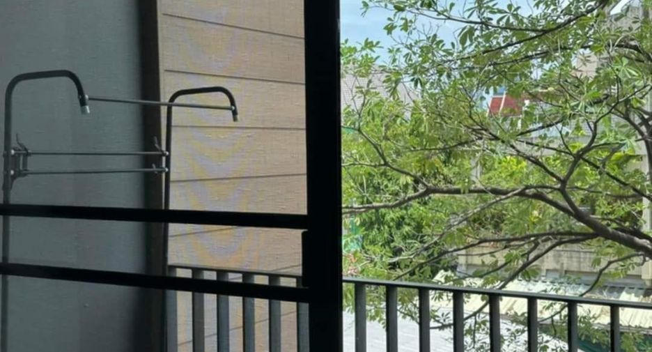 For sale 2 bedrooms condo in Phaya Thai, Bangkok