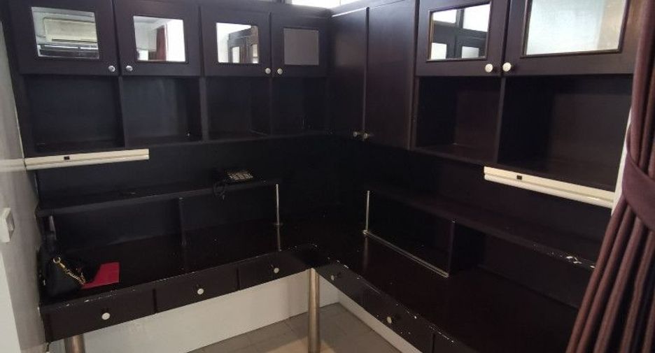 Condo en alquiler de 2 habitaciones en Watthana, Bangkok