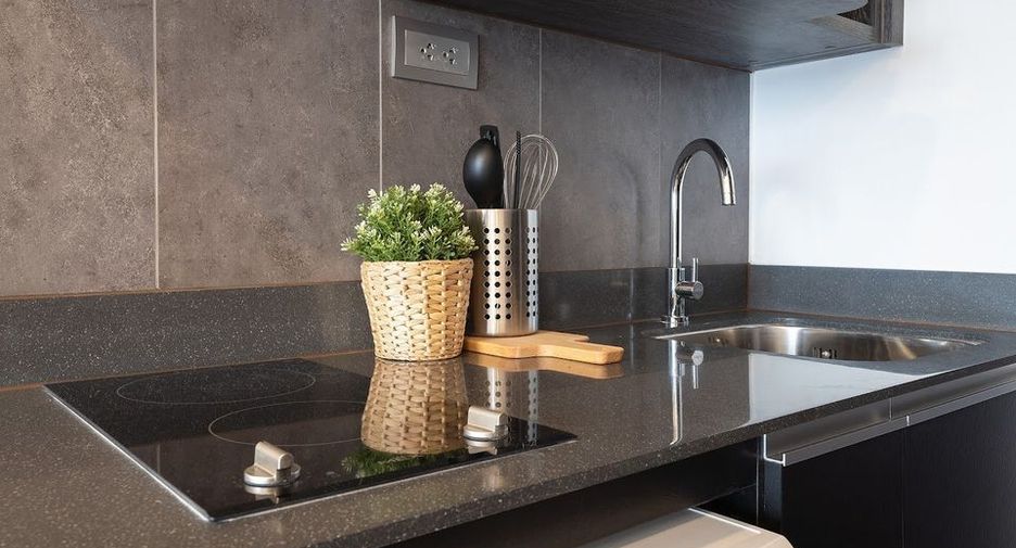 For rent 1 bed condo in Bang Rak, Bangkok
