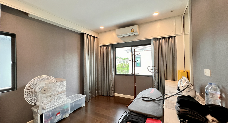 Casa en alquiler de 4 habitaciones en Prawet, Bangkok