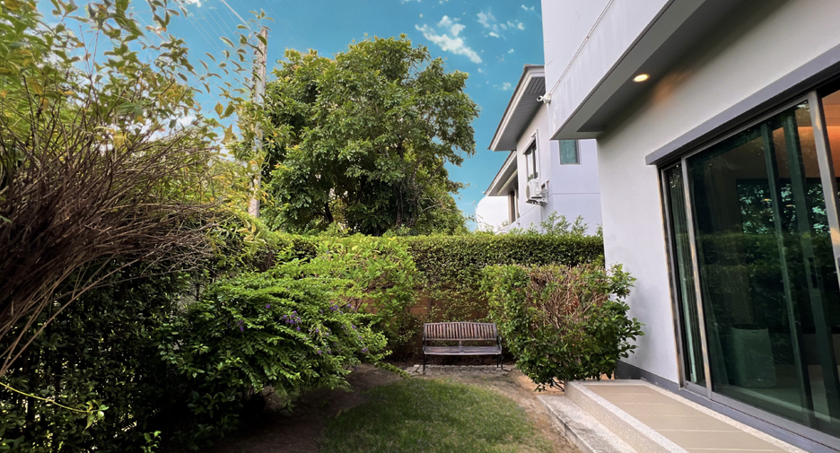 Casa en alquiler de 4 habitaciones en Prawet, Bangkok