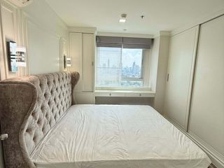 For rent 2 bedrooms condo in Thon Buri, Bangkok