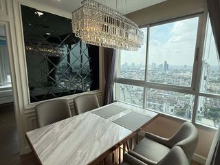For rent 2 bedrooms condo in Thon Buri, Bangkok