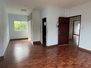 For sale and for rent 5 bedrooms house in Bang Na, Bangkok