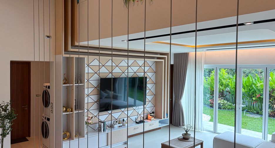 For sale 5 bedrooms villa in Thalang, Phuket