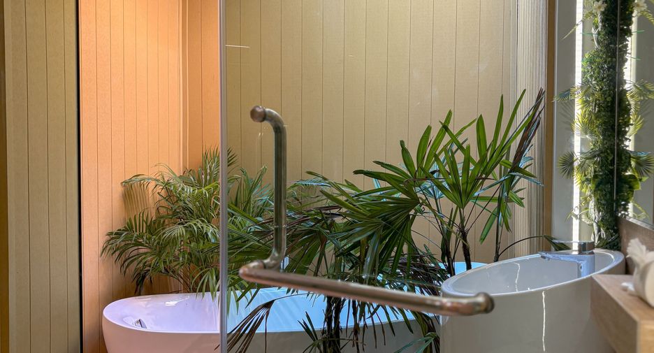 For sale 5 bedrooms villa in Thalang, Phuket