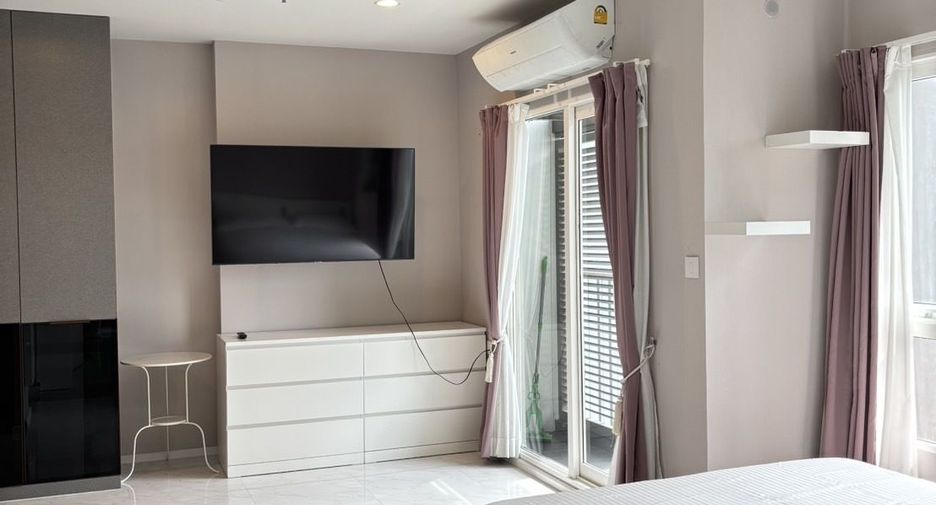 Condo en venta y en alquiler de 2 habitaciones en Bang Kho Laem, Bangkok