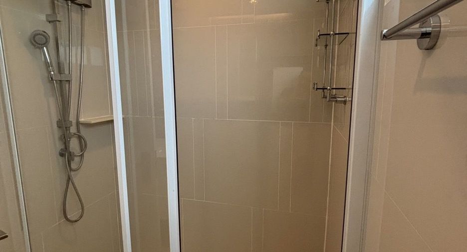 Condo en venta y en alquiler de 2 habitaciones en Bang Kho Laem, Bangkok