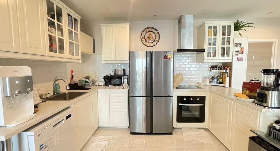 Condo en venta y en alquiler de 2 habitaciones en Bang Kho Laem, Bangkok