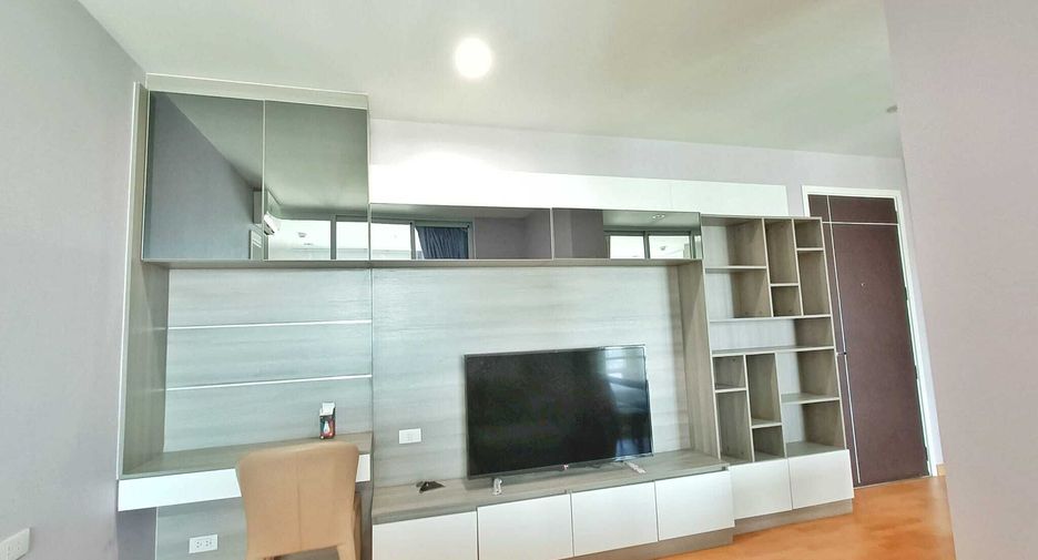 For rent 2 bedrooms condo in Bang Khae, Bangkok