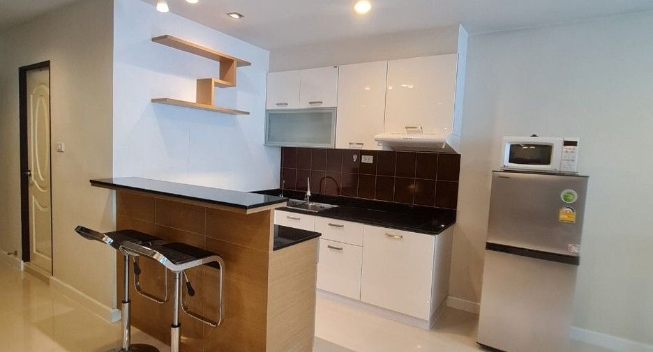 For sale studio condo in Watthana, Bangkok