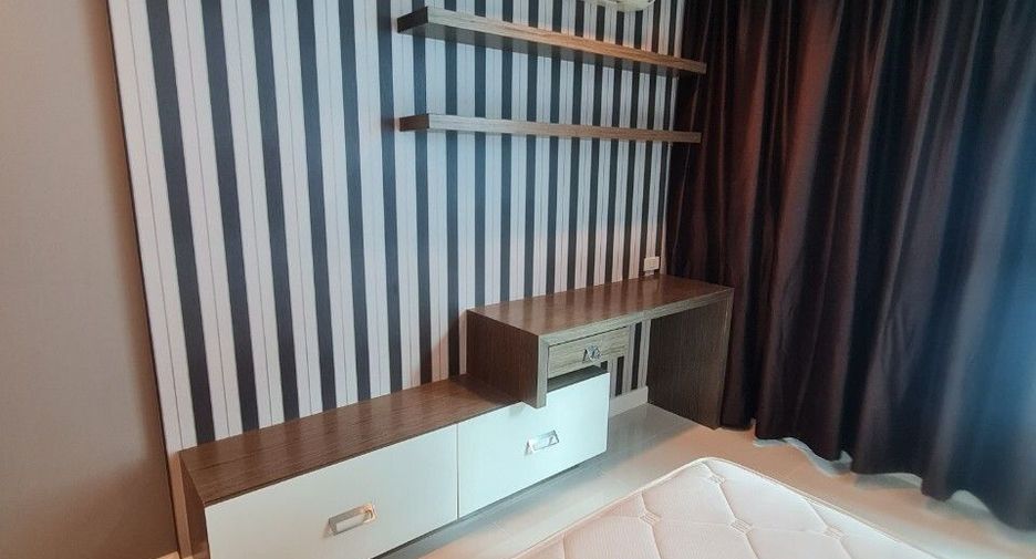 For sale studio condo in Watthana, Bangkok
